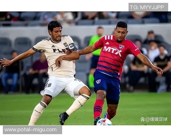 亚特兰城与芝加哥火焰的激烈对决揭示足球魅力与战术较量的精彩瞬间